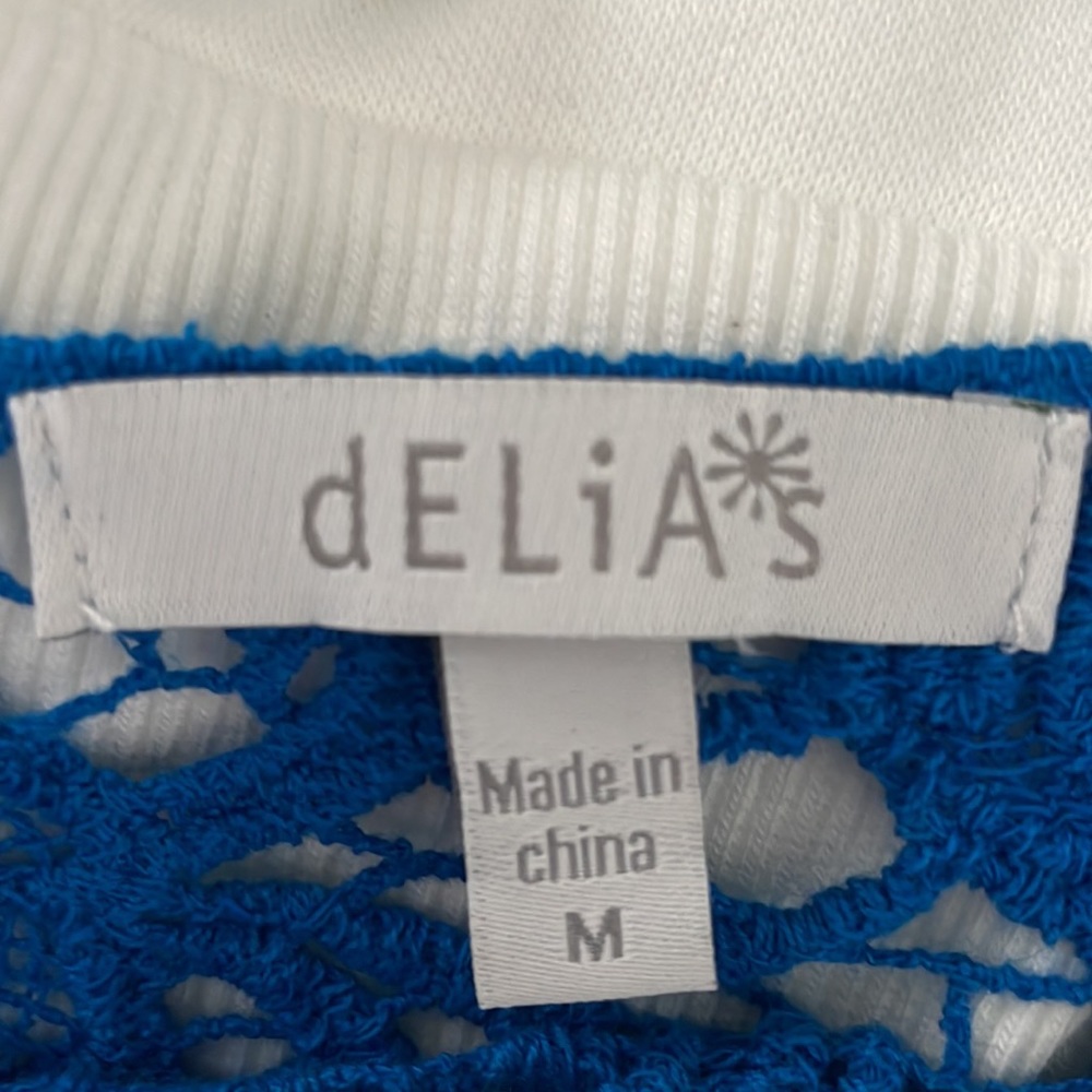 dELiA*s Crocheted Lace Crop - Picture 3 of 4